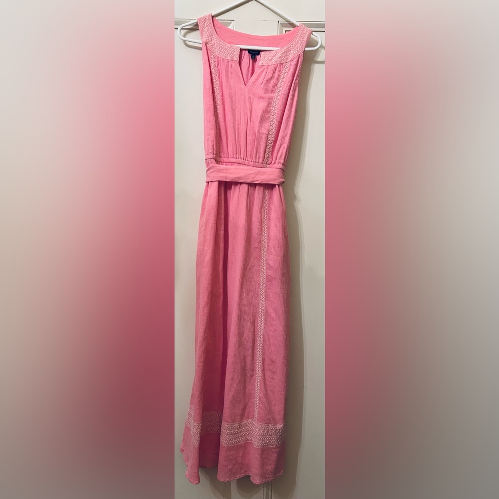 Elegant Pink Sleeveless Dress
